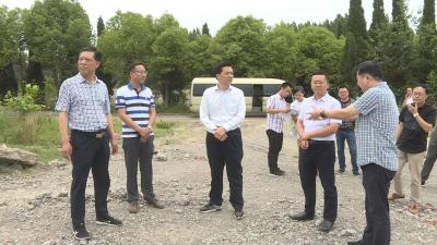 王燮耀督办检查重大项目建设情况