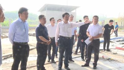 王燮耀督办重点项目建设