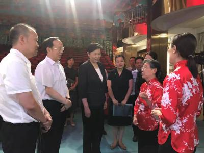 王艳玲来我市开展“不忘初心 牢记使命”主题教育专题调研