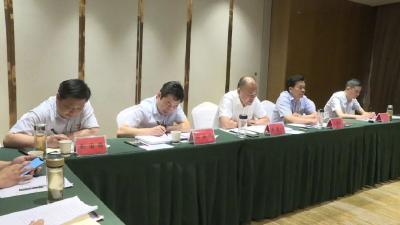张学林：全力推进江山鸿泰项目建设