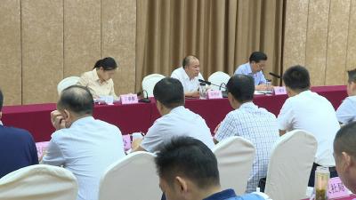张学林： 把文化产业建成我市的支柱产业