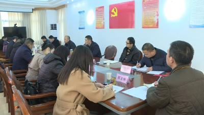 市委常委会主题教育专题民主生活会征求意见座谈会召开