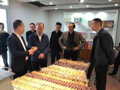 张学林到重点项目现场办公