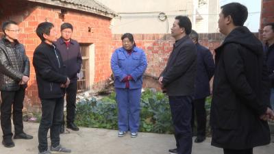 【决胜全面小康·决战脱贫攻坚】王燮耀到薛集镇督办精准扶贫工作