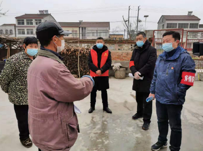 市扶贫工作队“变身”疫情防控小分队 办实群众的小事    做好防控的大事