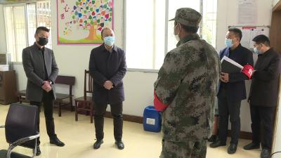 张学林：决战决胜重要窗口期 打好防控总攻仗
