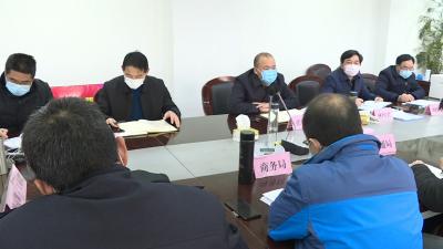 张学林到物资保障和社会捐赠组调研