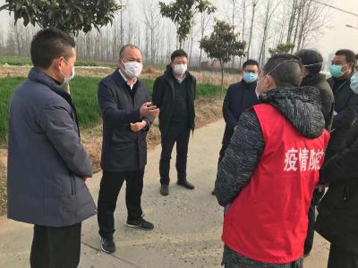 张学林：千方百计提升收治能力 确保疑似病例应收尽收