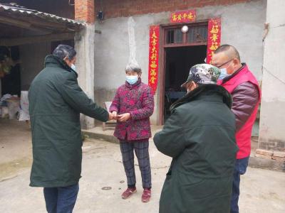 连续奋战42天，他“倒”在了疫情防控一线