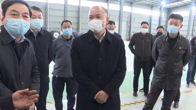 张学林督办复工复产和重点项目建设工作