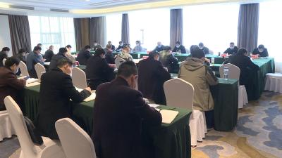 张学林主持召开市委常委会（扩大）会议