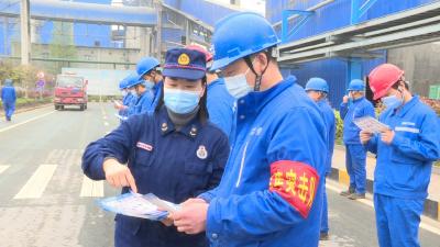 消防应急演练走进葛洲坝水泥有限公司