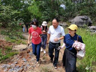 15家中省媒体记者走进襄阳 聚焦我市“安全饮水”和“共建共治共享”