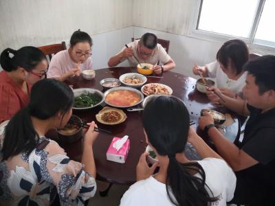 袁冲乡厉行节约机关先行