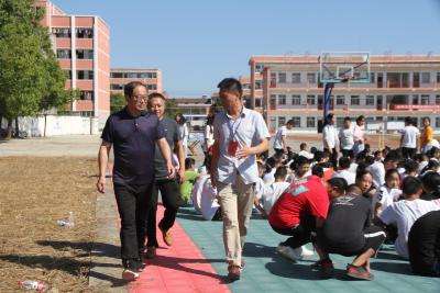 老河口：督导检查2020年秋季开学工作