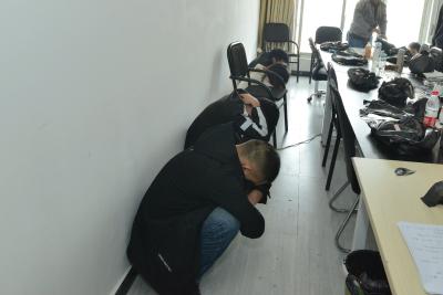 警方捣毁一诈骗窝点