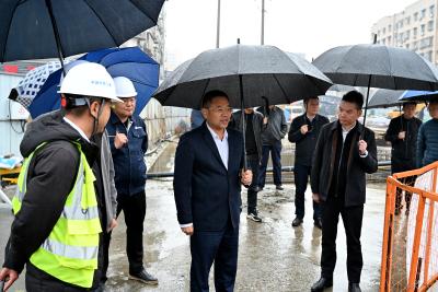 冯玉强督办重点交通项目进展情况