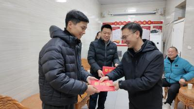 市领导开展新春走访慰问 
