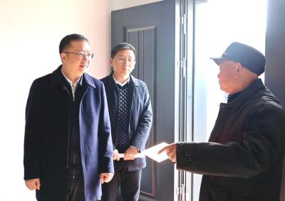 郭章新开展春节前走访慰问 