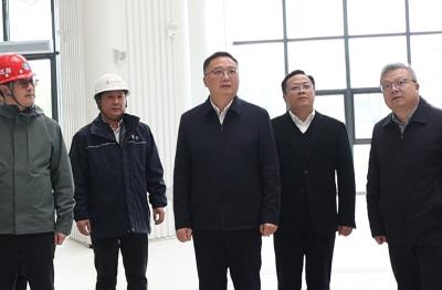 郭章新督办新一医院项目建设工作