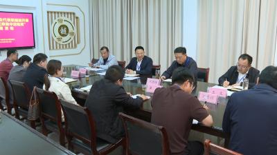 冯玉强参加“人大代表集中活动周”专题活动