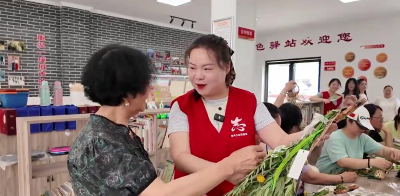 胜利路社区：巧手制艾挂 艾香聚邻里