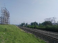 市供电公司筹措1000万资金 对襄樊电厂至顺安变电站之间线路进行改造