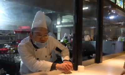 【襄视频】程猛：厨师的春节和你不一样