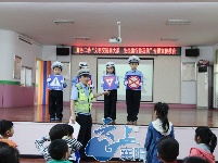 襄阳：“六一”  警察蜀黍带小朋友们这样过……