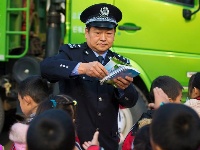 法制大篷车，宜城，走起！