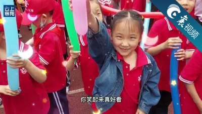 【襄视频】二十五中广电小记者“魔法气球”手工课太开心啦！