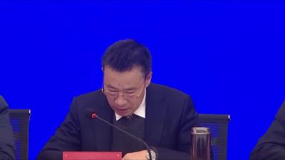【新闻发布会】去年一年新增学位有多少？