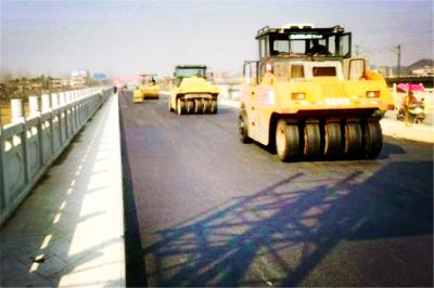 西河驿大桥改造工程加快进度保春运