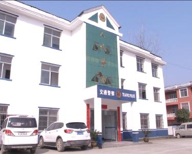 交通肇事逃逸  畏罪自杀险丧命