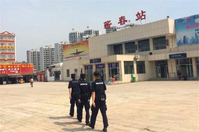 亮剑反恐！蕲春巡特警大队加大治安防控力度