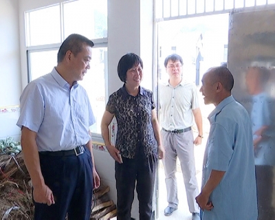 詹才红调研督办易地扶贫搬迁工作