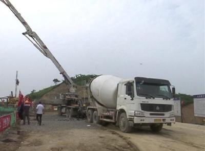 棋盘洲长江公路大桥建设顺利推进