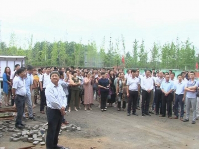 人大代表参观“五大片区”建设成果