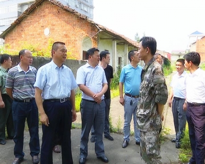 詹才红到县人武部调研正规化达标建设