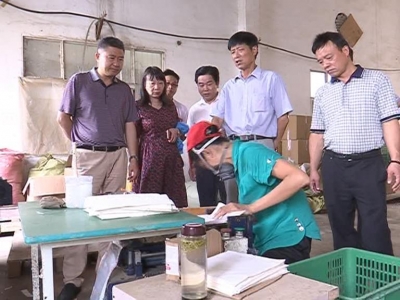省科协调研科技助力精准扶贫工作