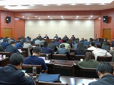 县纪委：加强监督执纪问责 打赢脱贫攻坚战
