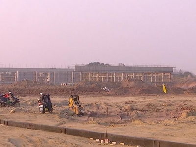 “贯彻十九大 艾都气象新”湖北燕加隆集团河西厂区建设顺利推进