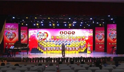 县老年大学合唱团进入第二届荆楚夕阳红合唱复赛