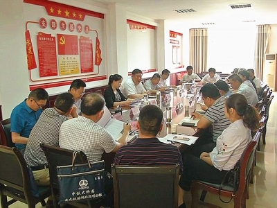 我县立足区域资源服务安九铁路黄梅段项目建设 