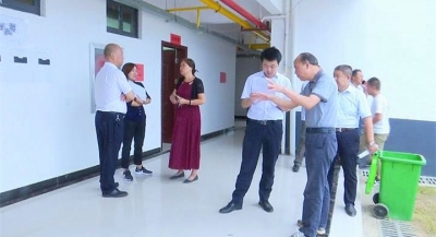 强化督办推动项目征迁 