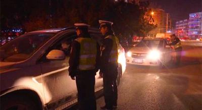 县公安局和消防大队联合开展“保安全 保秩序”清查行动