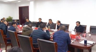 詹才红主持召开《政府工作报告（征求意见稿）》征求意见座谈会 