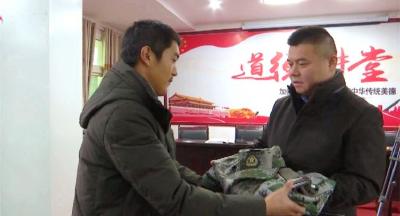 爱心企业家助力刘河镇治安防控体系建设