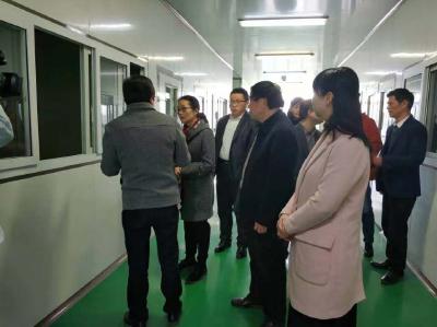 省科技厅来我县调研艾草自然科技资源库项目