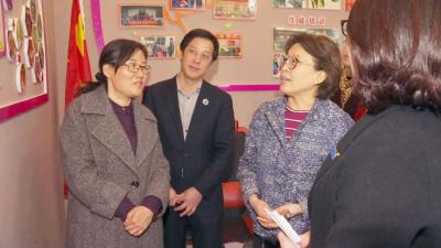 全国妇联党组书记 副主席 书记处第一书记黄晓薇来我县调研妇女儿童工作